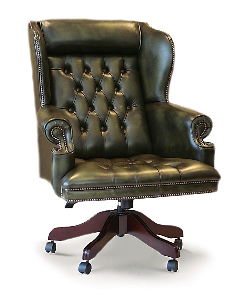 Chairman's Executive Leather English Chesterfield Swivel Chair