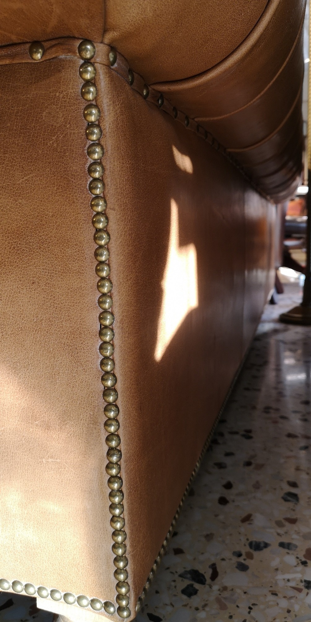 Kensington Maxi Chesterfield Sofa