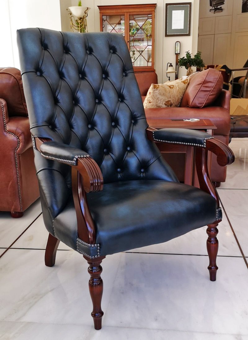 Library English Leather Chesterfield Chair