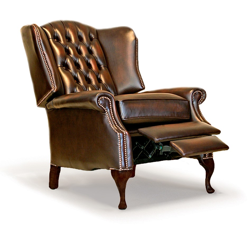 Classic Wing Trditional Handmade Leather Chesterfield with Plain