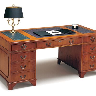 Executive Traditional English Handmade Pedestal Desk Executive Traditional English Handmade Pedestal Desk