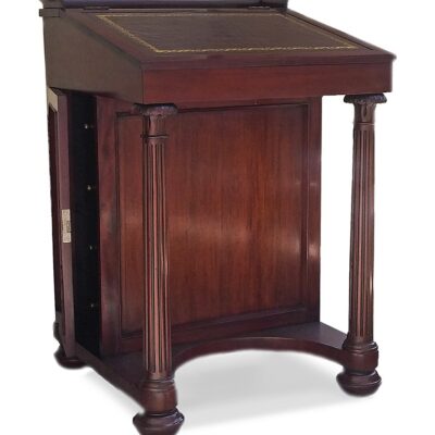 Spencer Traditional Handmade English Davenport Leather Top