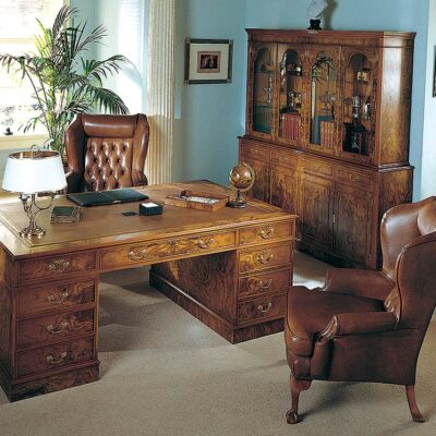 Partners Executive Handmade Traditional English Leather Top Desk