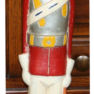 Highlander Black Watch Hand Carved Vintage Miniature Soldier with Sidearm