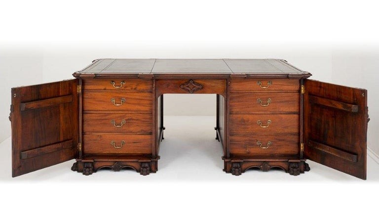 Empire Partners Desk