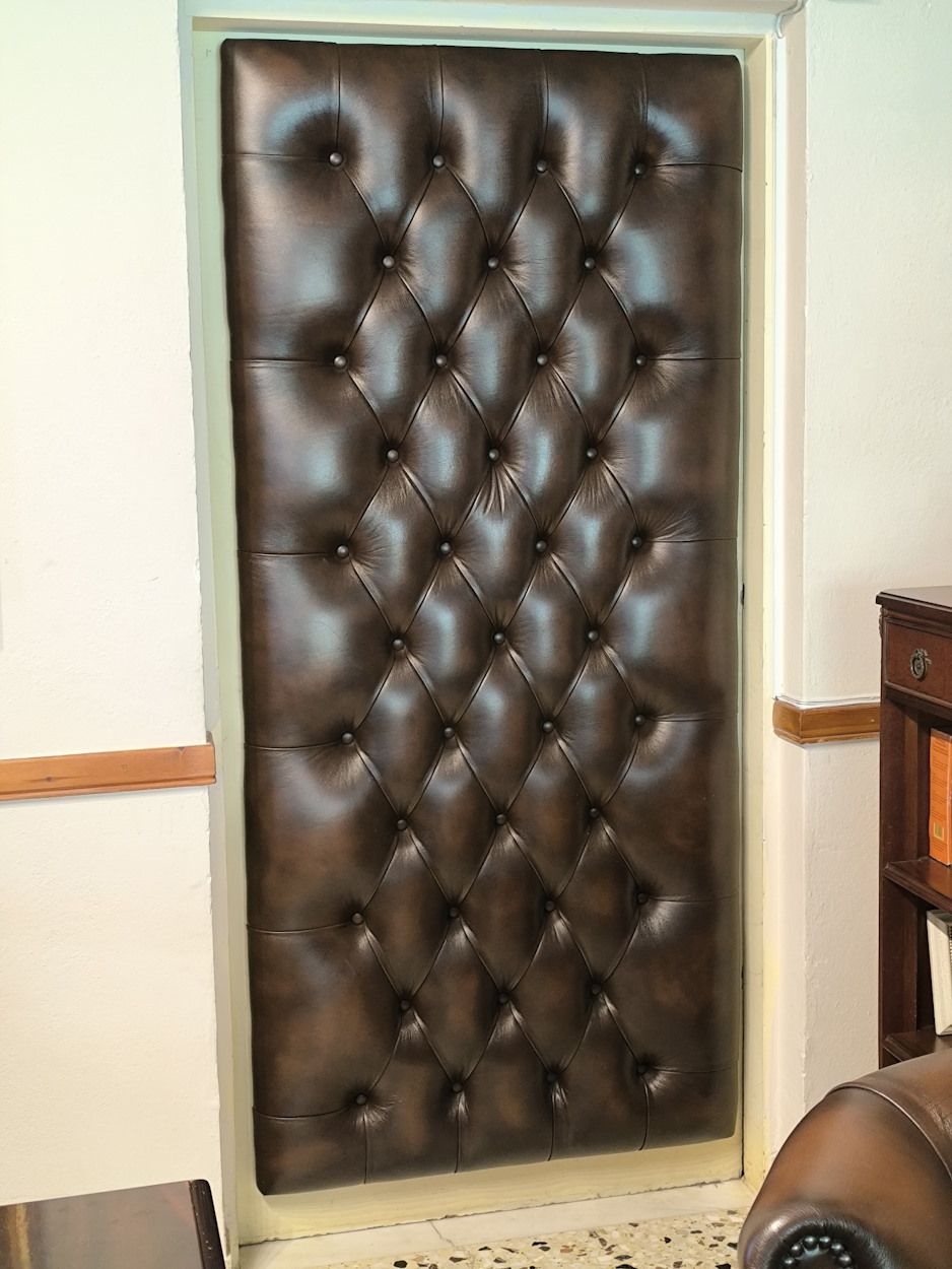 Chesterfield Door Panel - Image 4