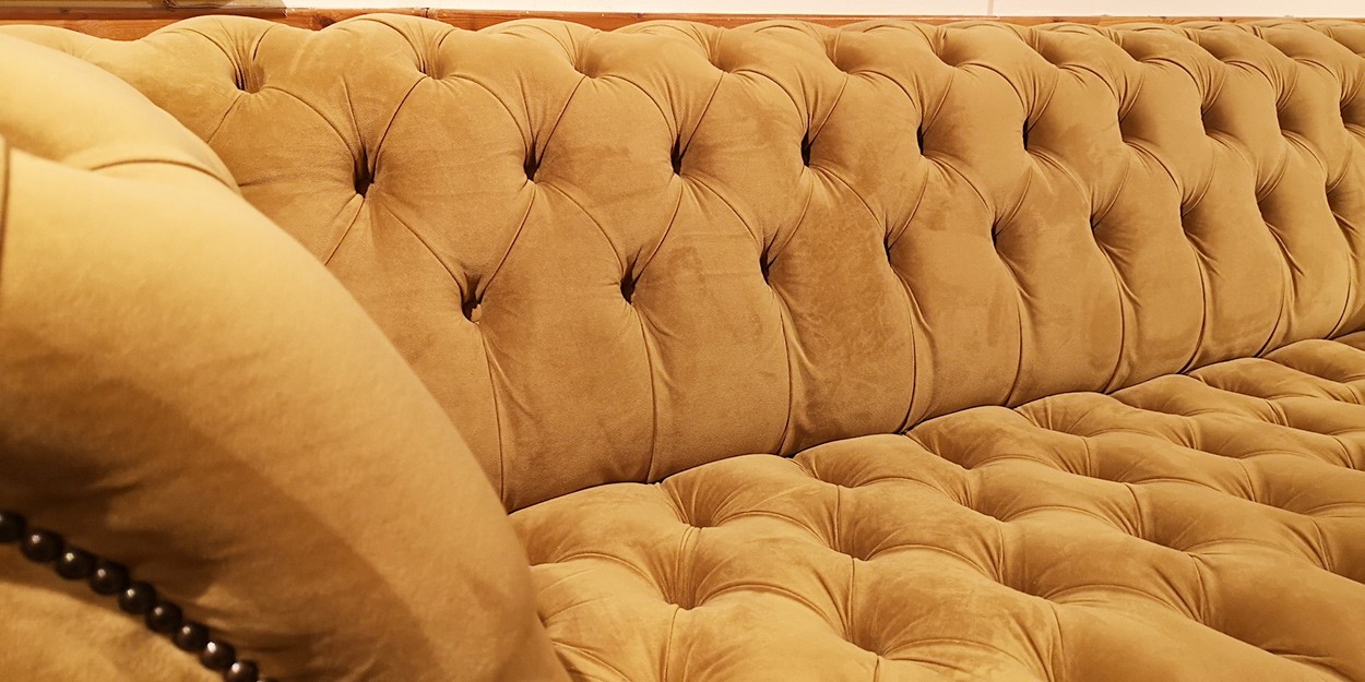Belmont Large Velvet English Chesterfield