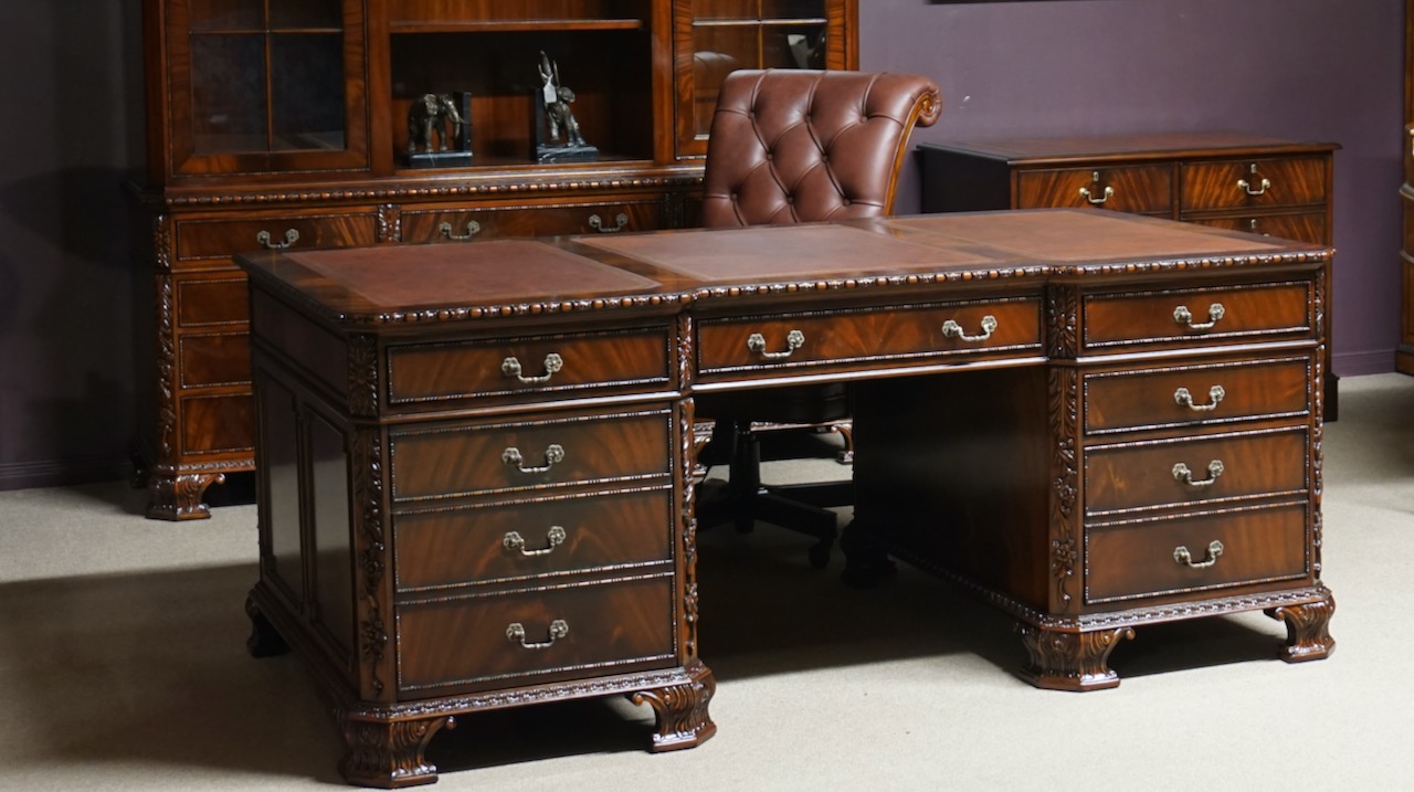 George II English Desk