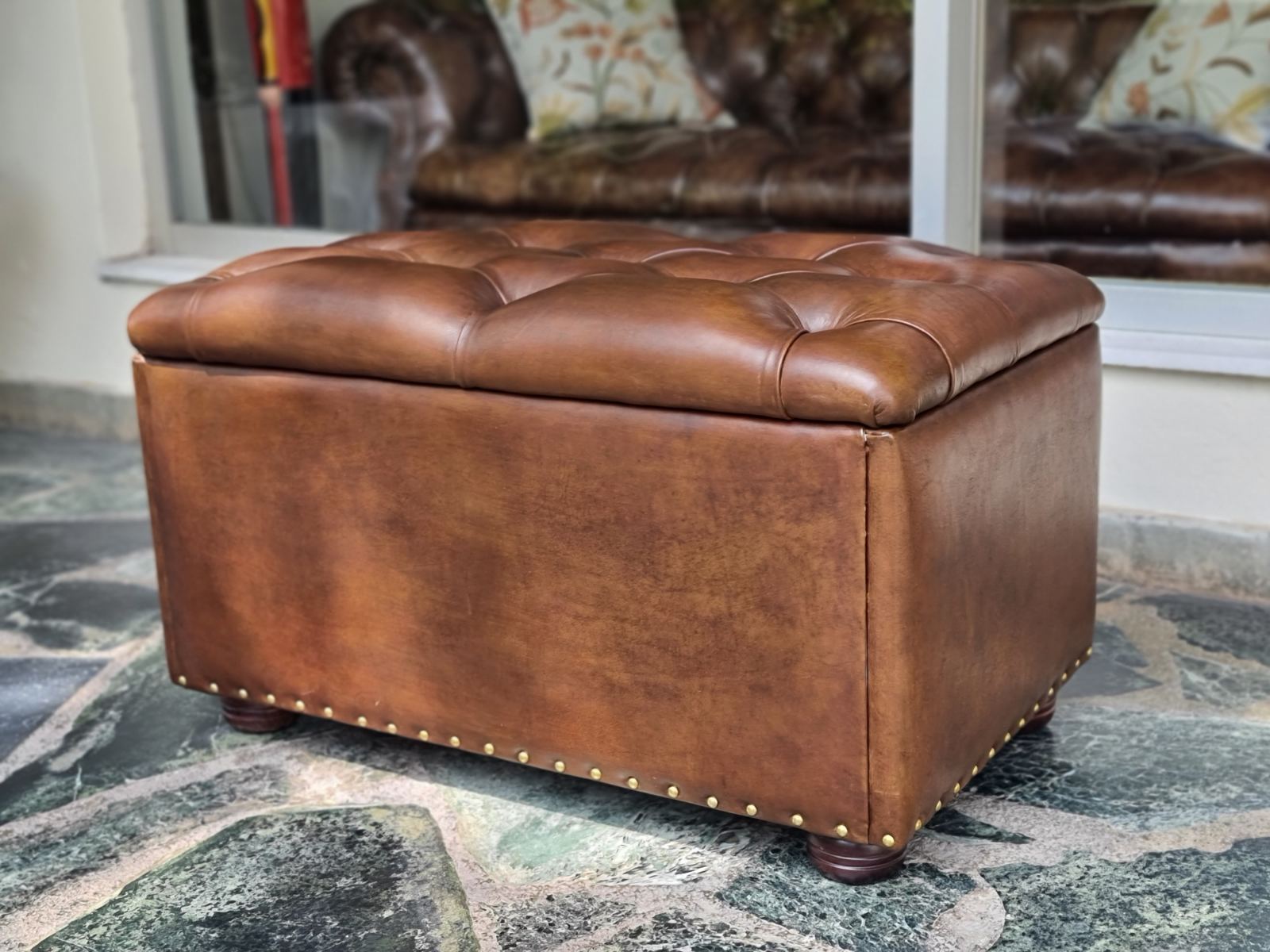 Box Stool, Limited Edition in Hand Dyed Leather - Image 3