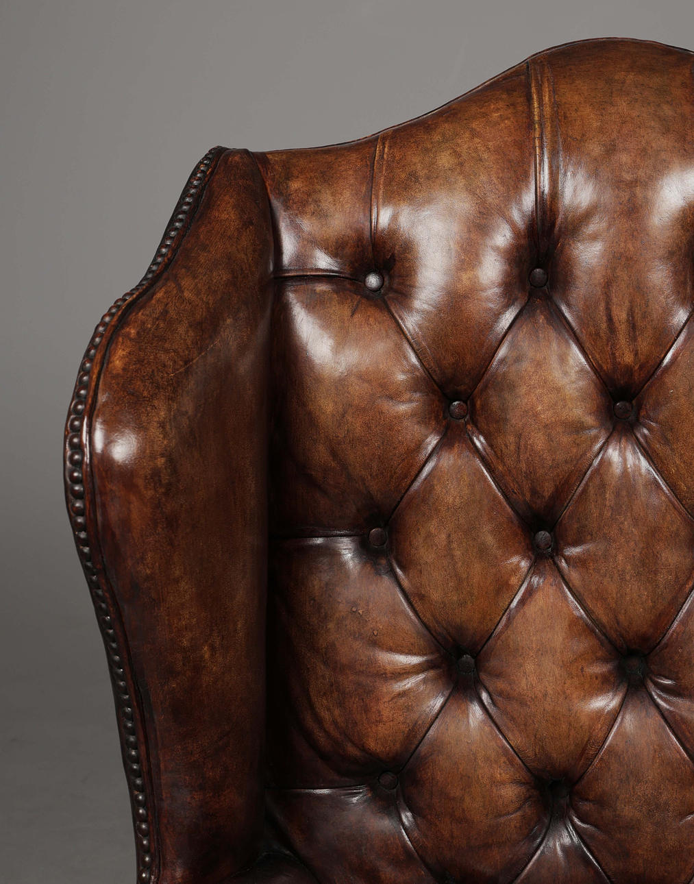 Queen Anne Vintage Wing Chair - Image 6